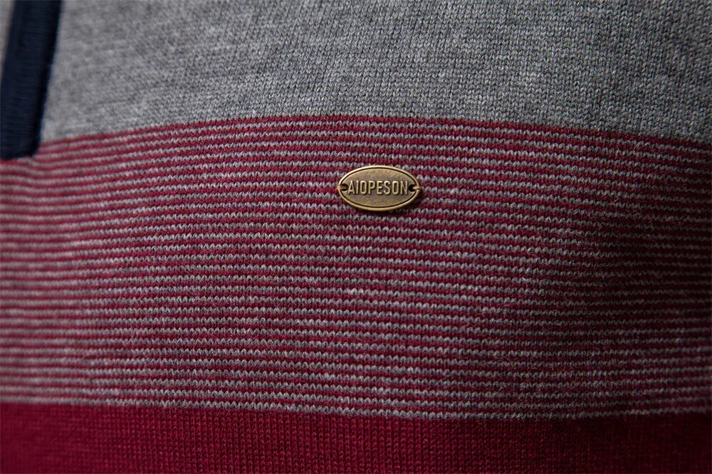 Aukusti - Gestreepte Zip-up Trui